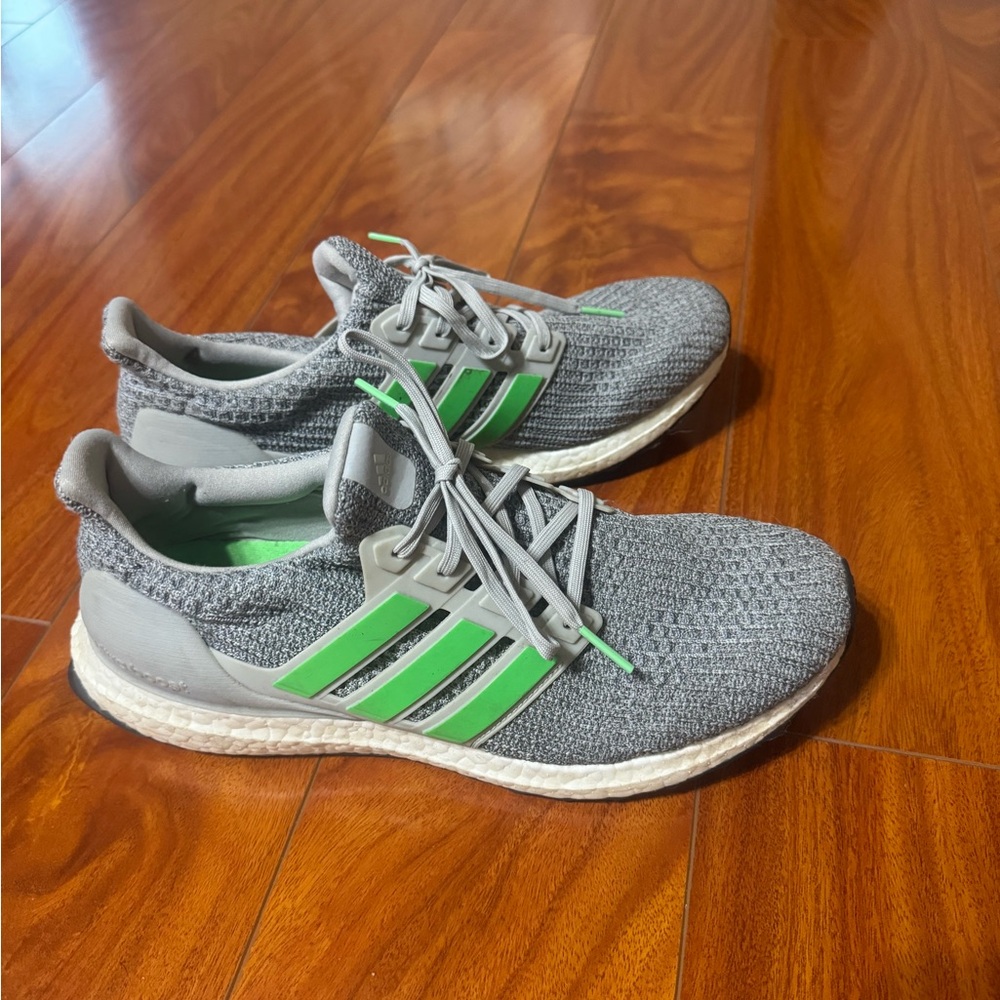 Adidas Ultraboost 4.0 men shoe size 10.5